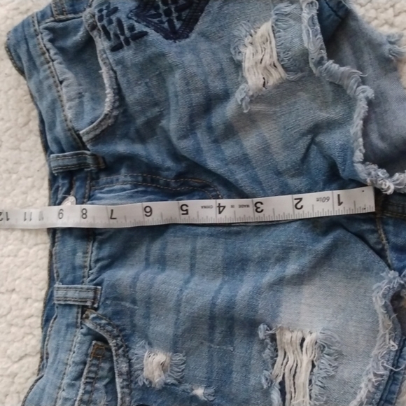 Mudd Women's Distressed Denim Shorts - Picture 6 of 12